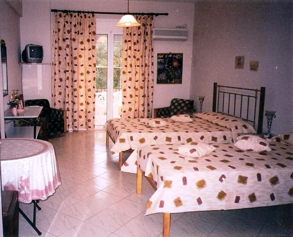 Kleidas Apartments Thymianá Exterior foto